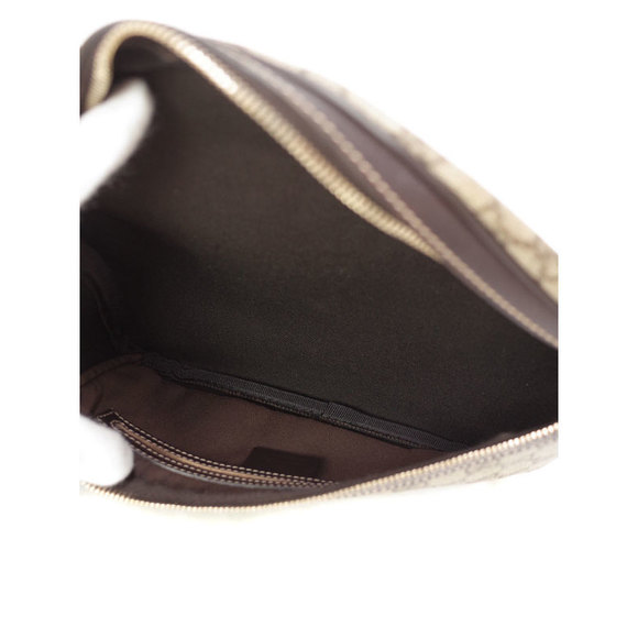 Gucci GG Supreme Belt Bag - Picture 3 of 9
